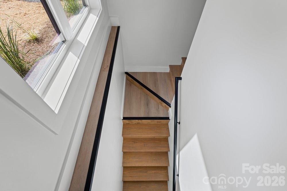 203 Golden Creek Ridge - Photo 32