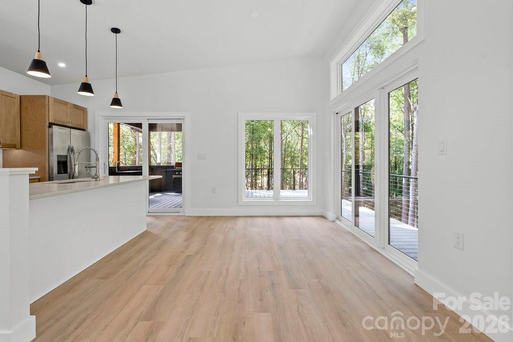 203 Golden Creek Ridge - Photo 10