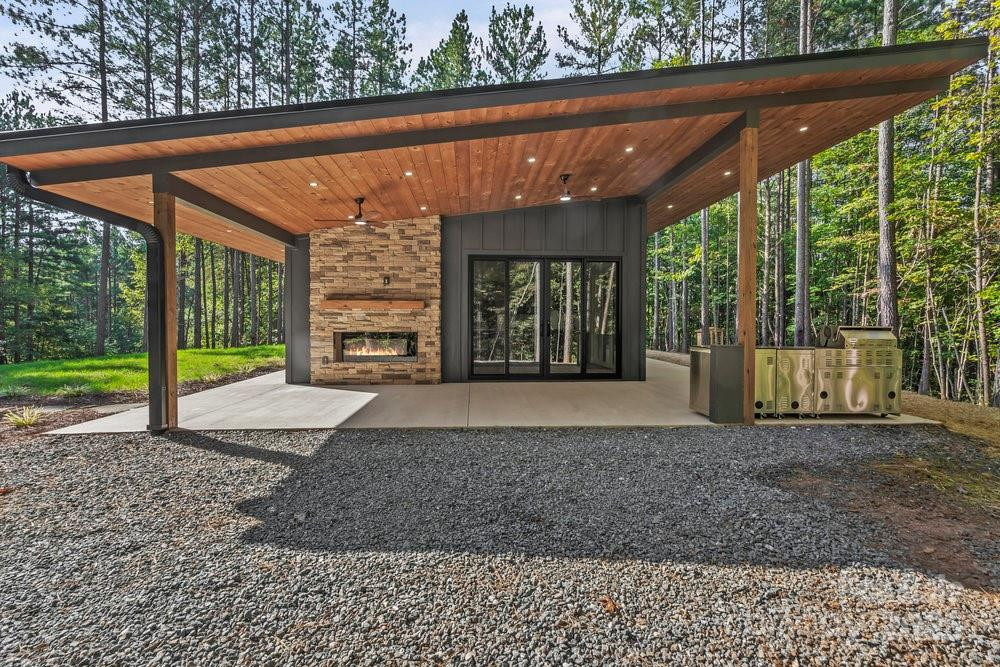 173 Golden Creek Ridge - Photo 2