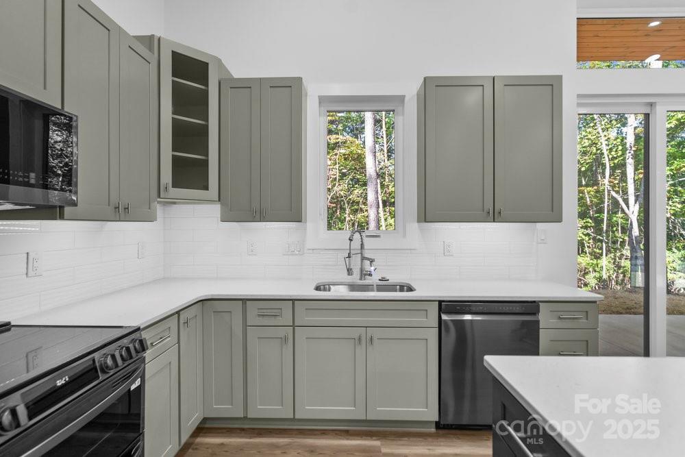 173 Golden Creek Ridge - Photo 15
