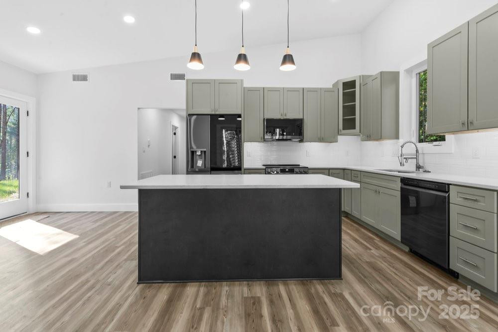 173 Golden Creek Ridge - Photo 16