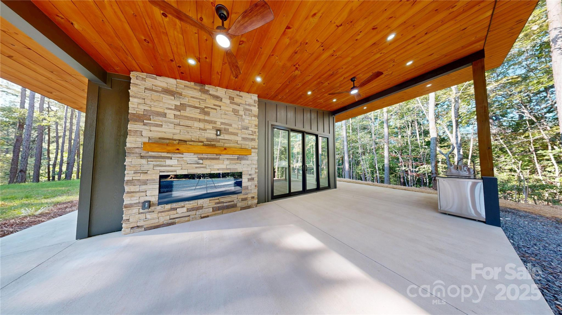 173 Golden Creek Ridge - Photo 8