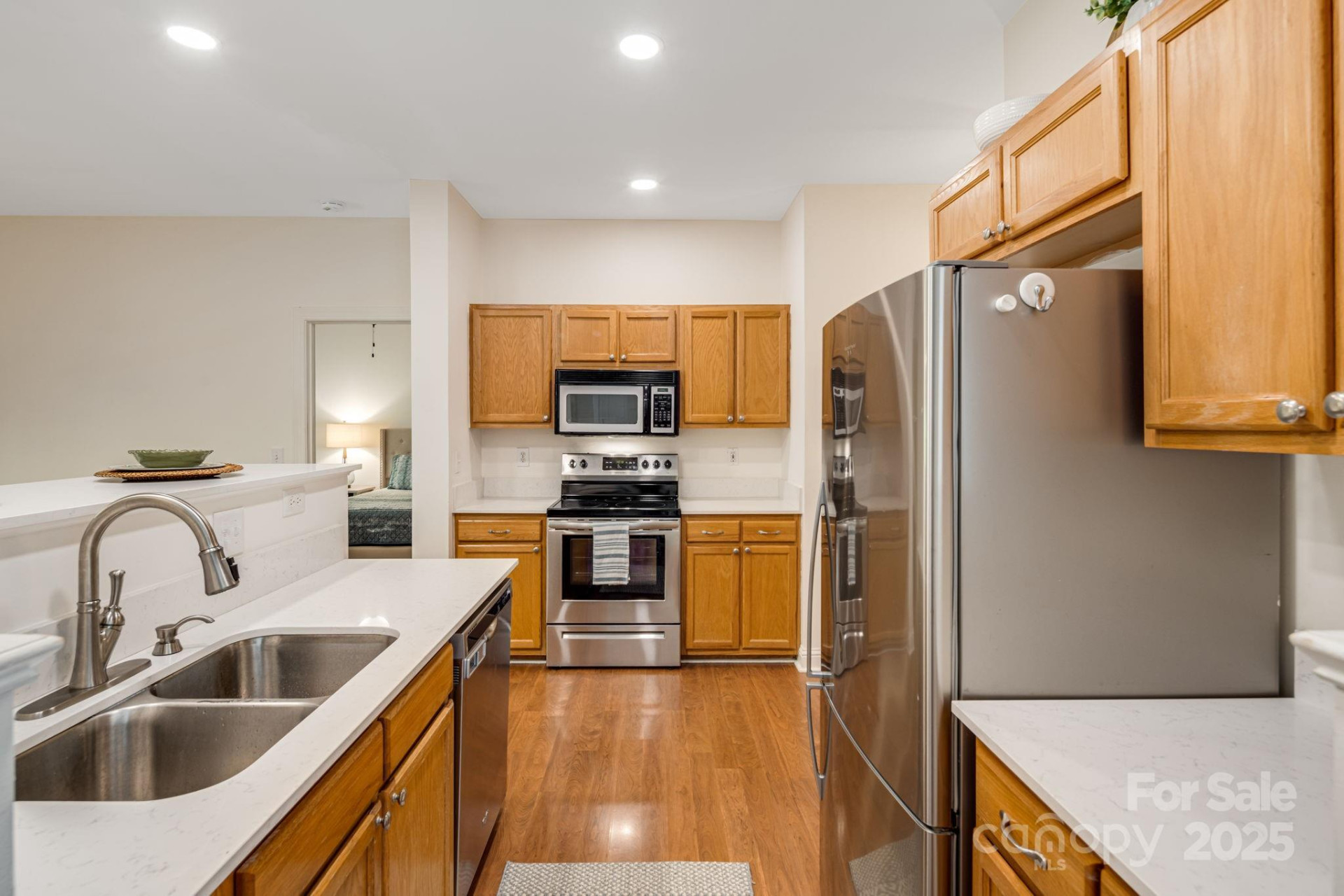 37 Poplar Creek Drive - Photo 14
