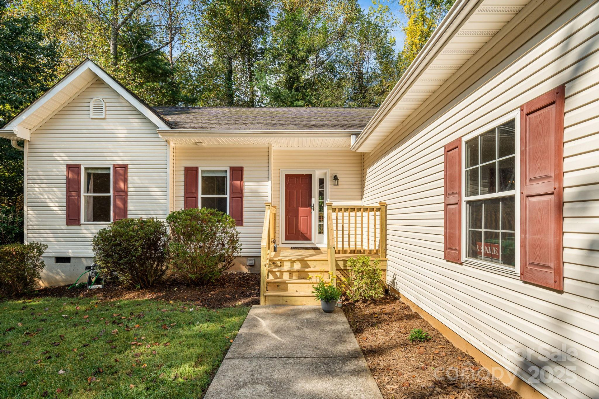 37 Poplar Creek Drive - Photo 3