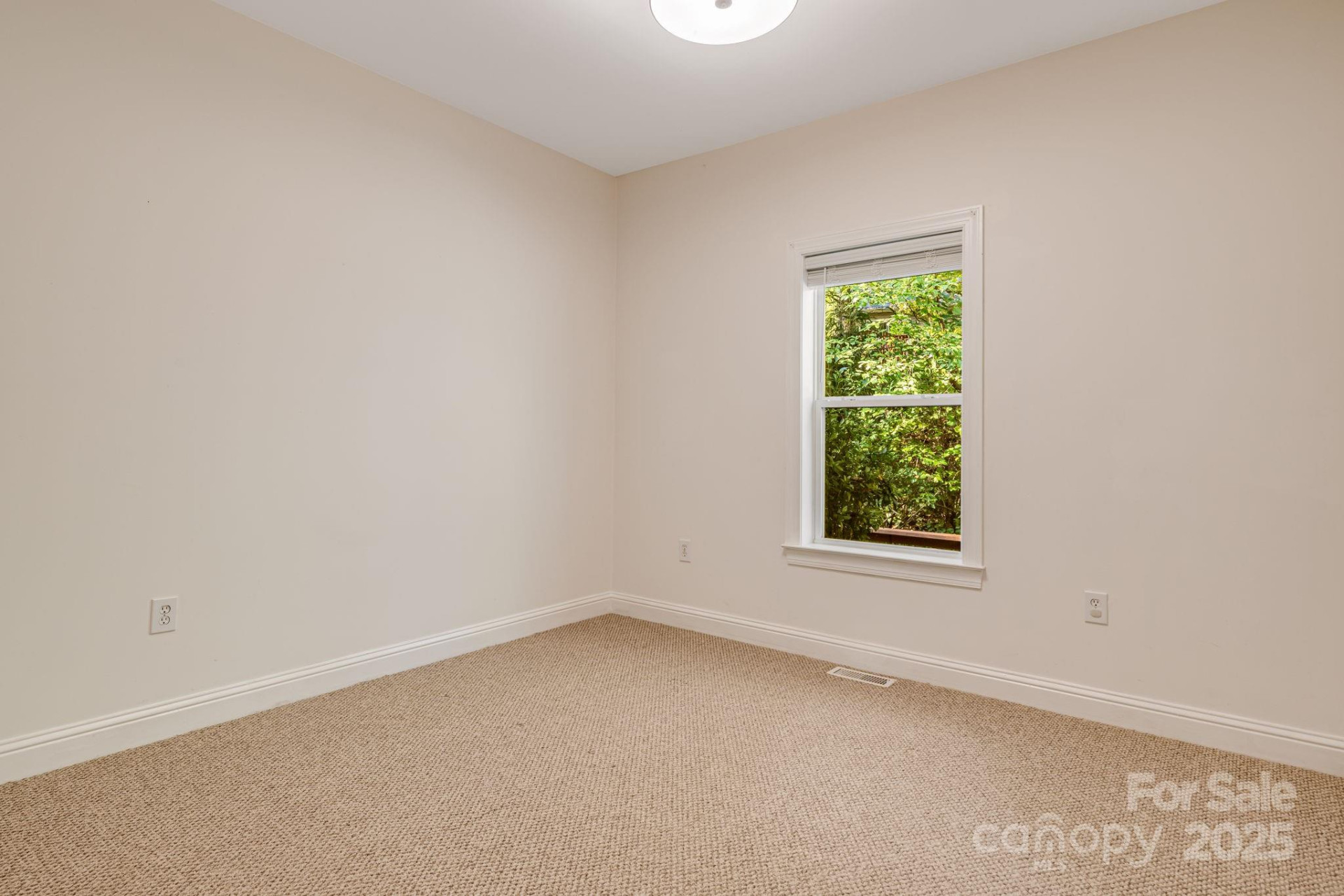 37 Poplar Creek Drive - Photo 25