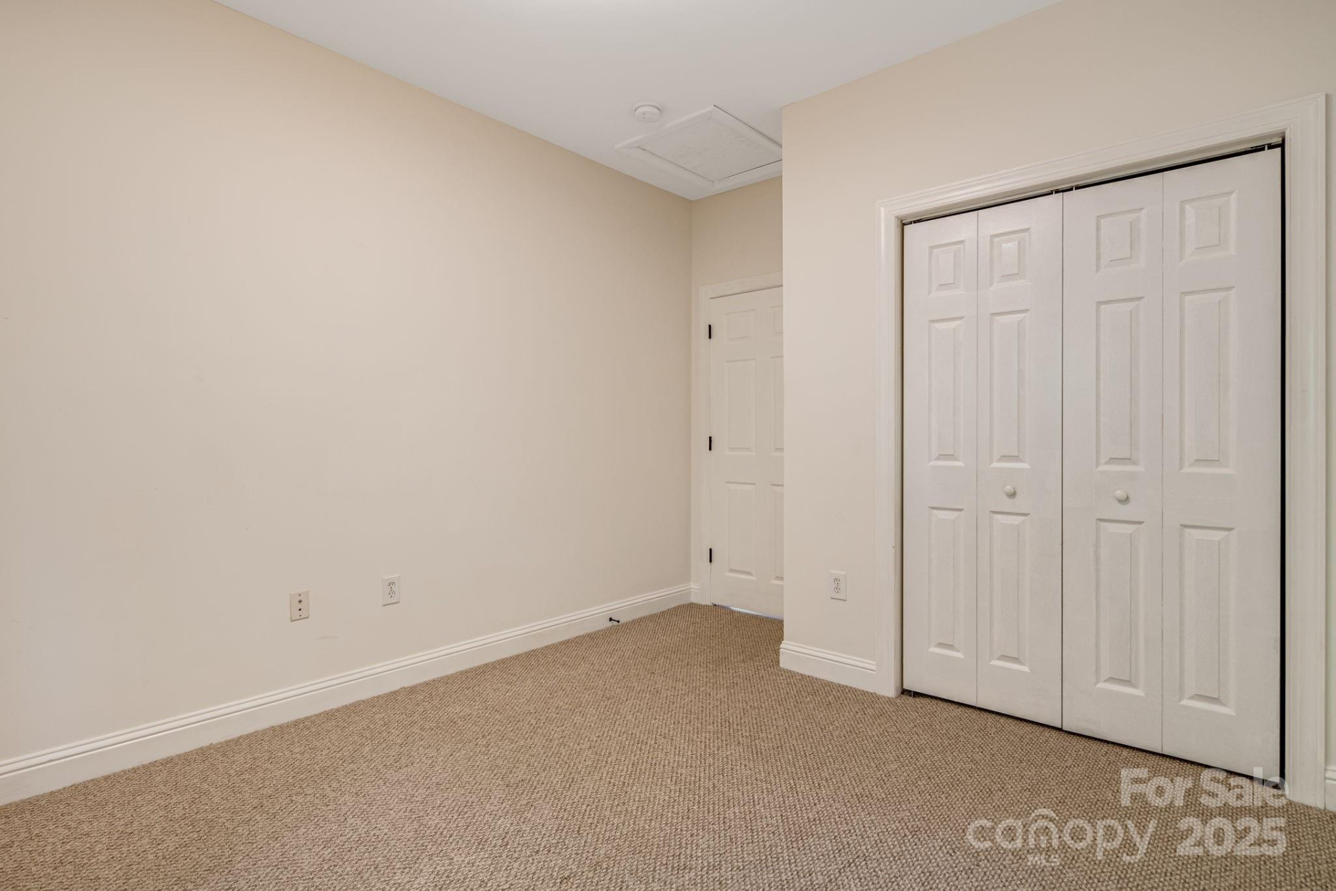 37 Poplar Creek Drive - Photo 26