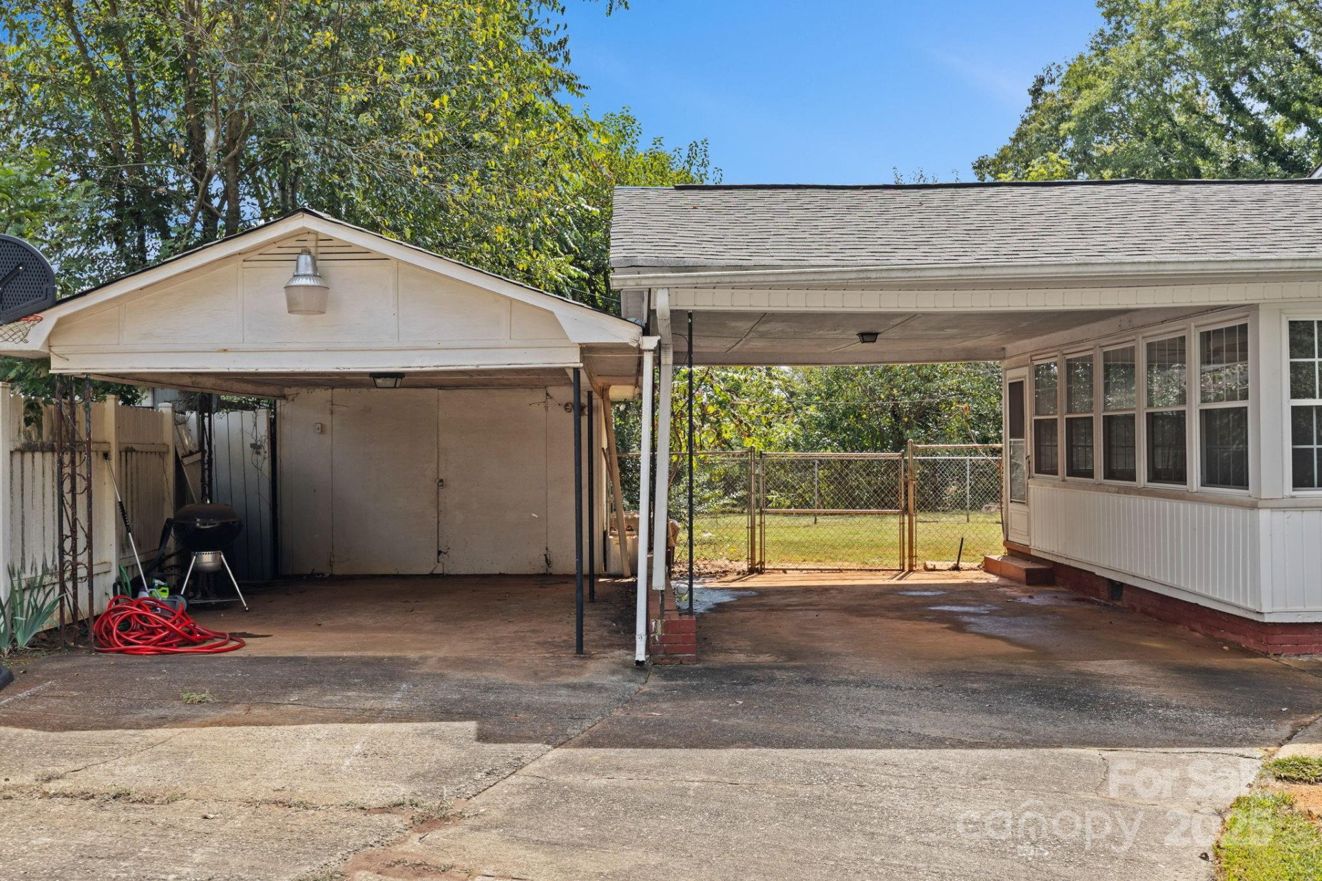 187 Oakridge Drive - Photo 3