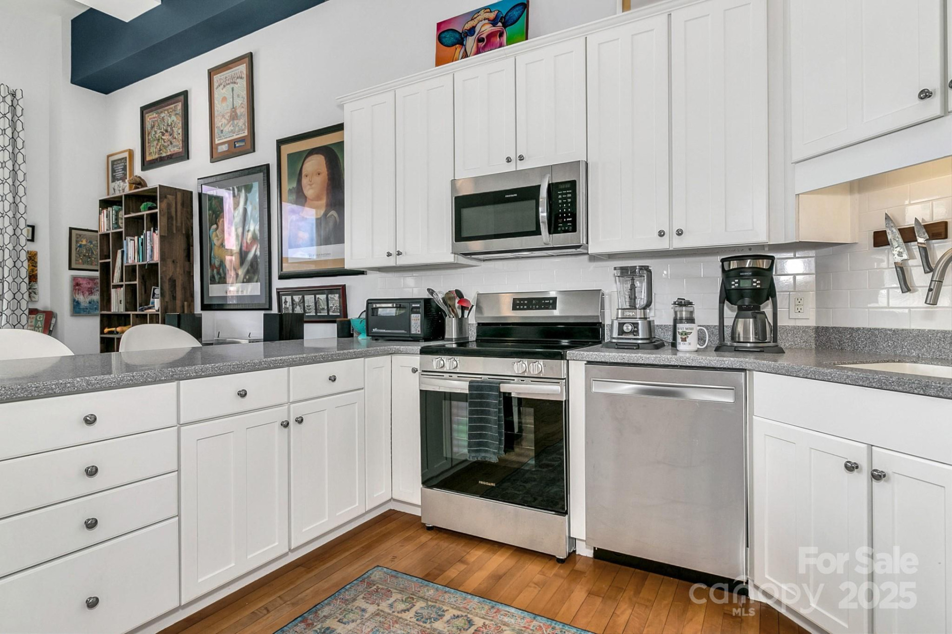 59 College Street #402 - Photo 7