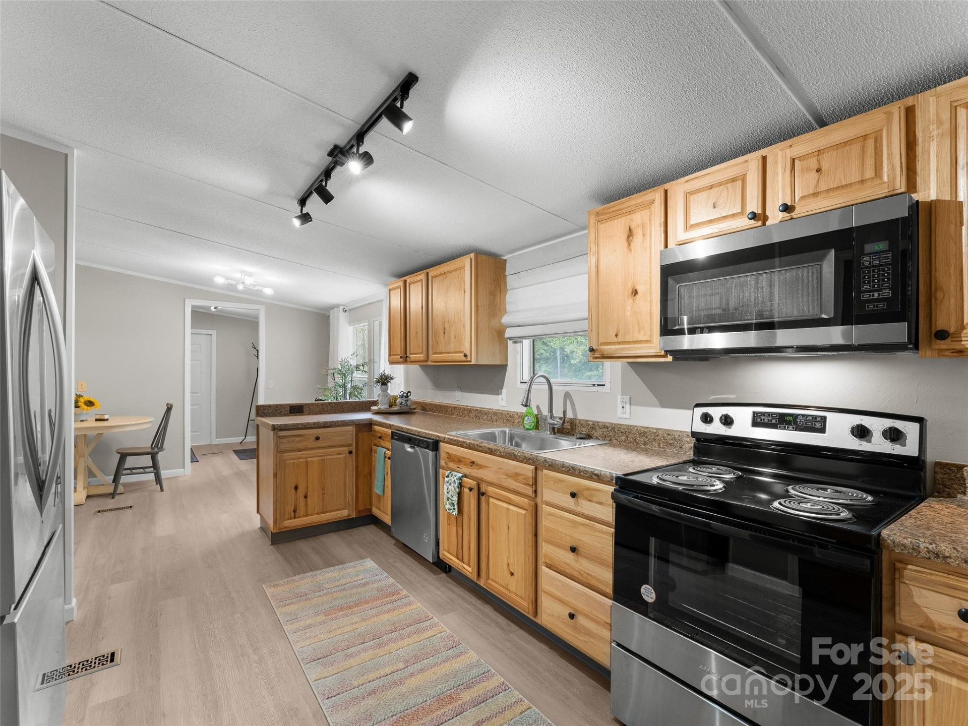 25 Overbrook Drive - Photo 9