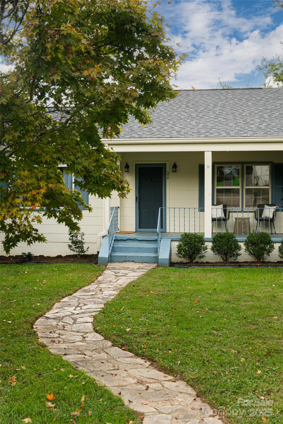 26 Lorraine Avenue - Photo 4