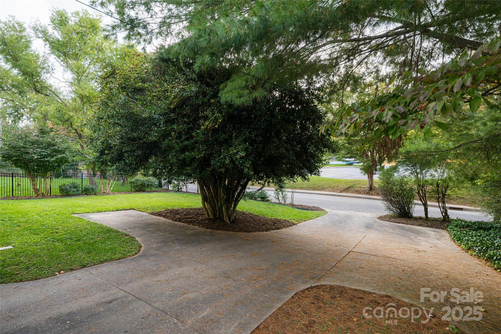 26 Lorraine Avenue - Photo 37