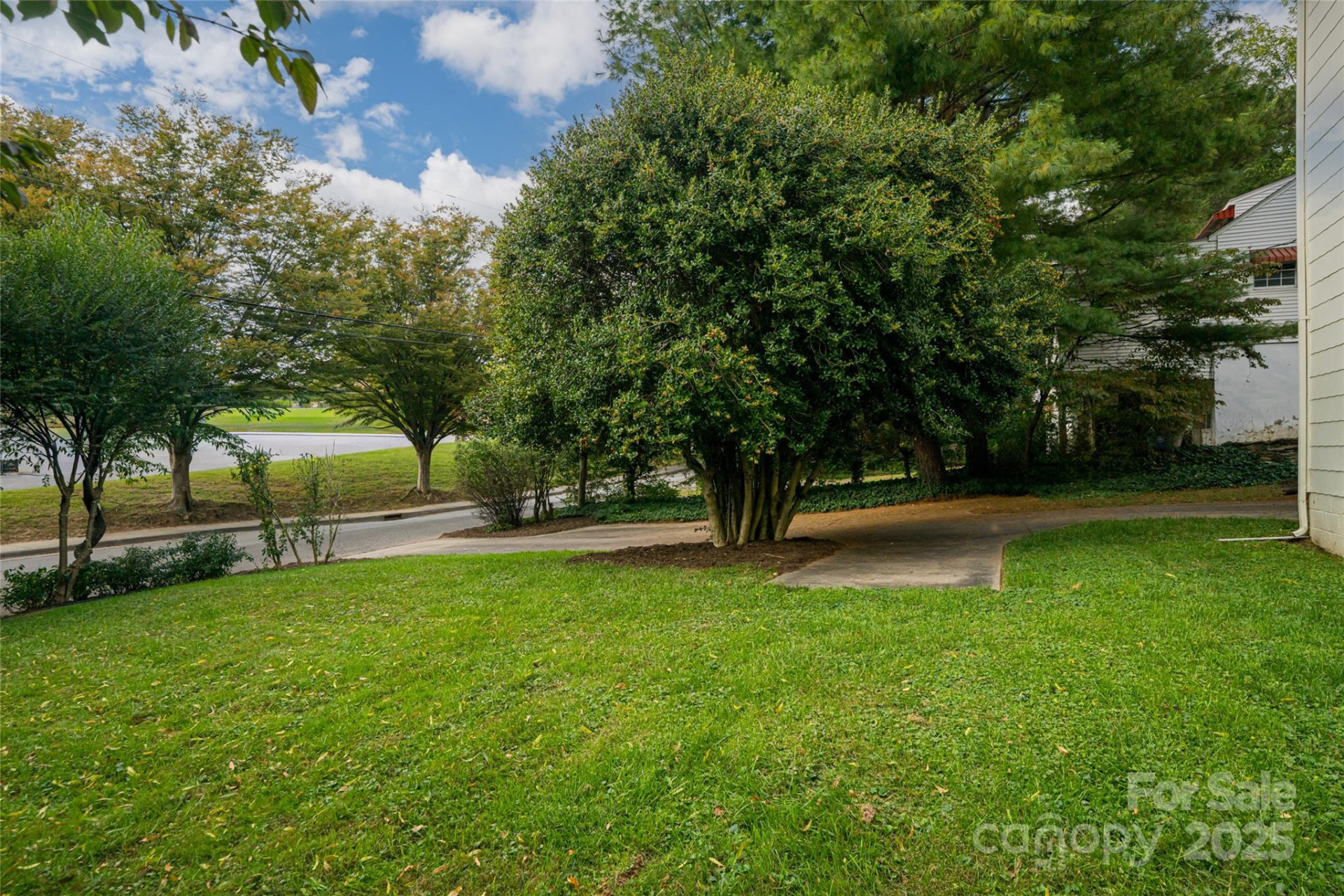 26 Lorraine Avenue - Photo 40