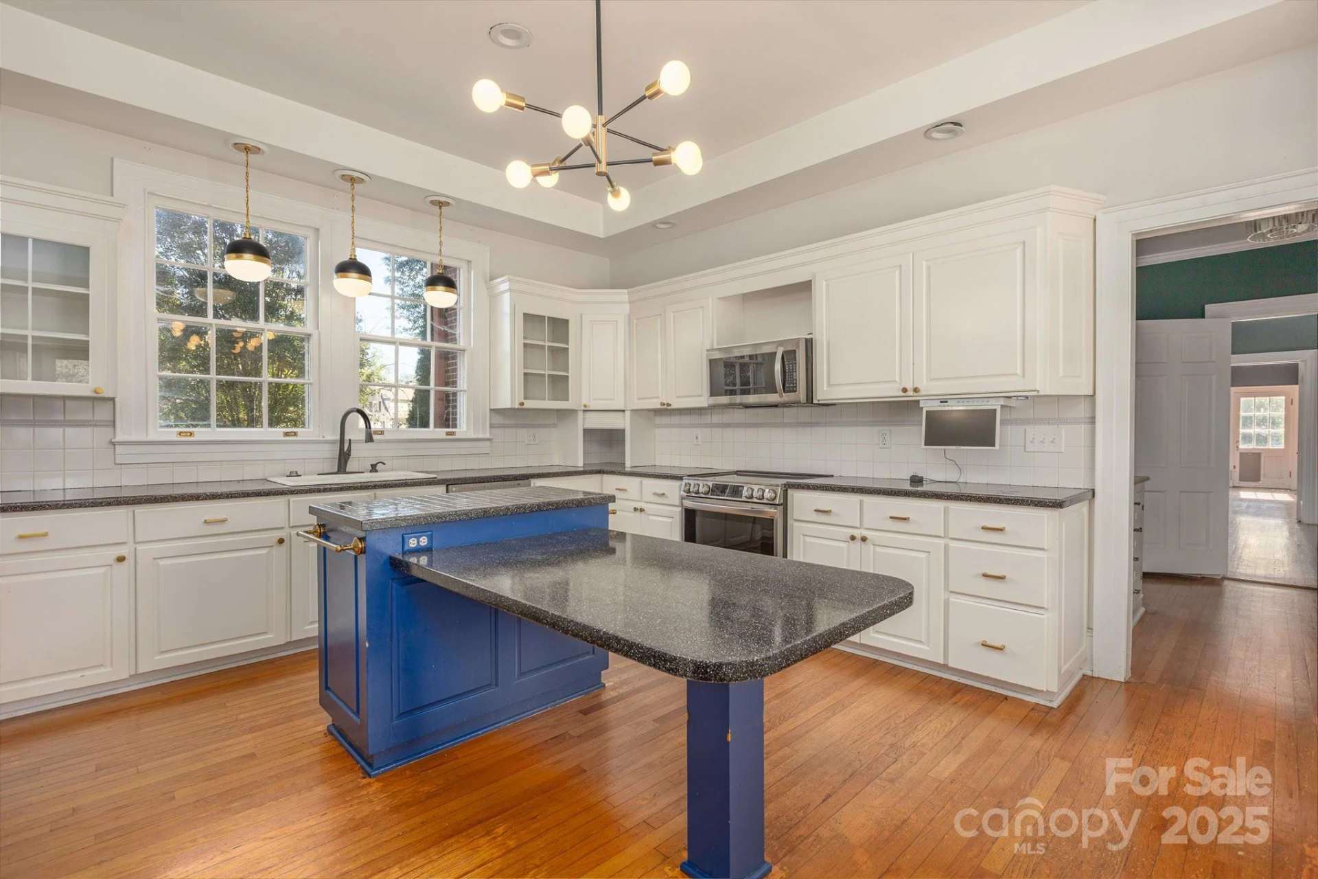 300 Morgan Street - Photo 33