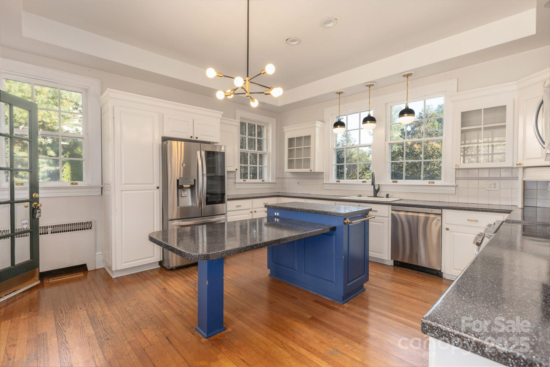 300 Morgan Street - Photo 34