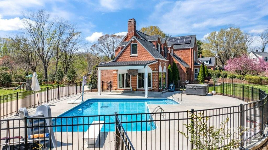 300 Morgan Street - Photo 5