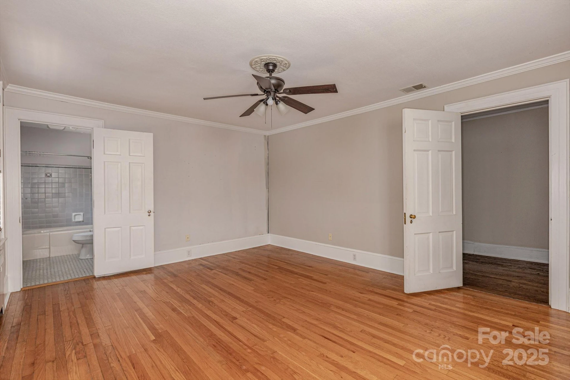 300 Morgan Street - Photo 43