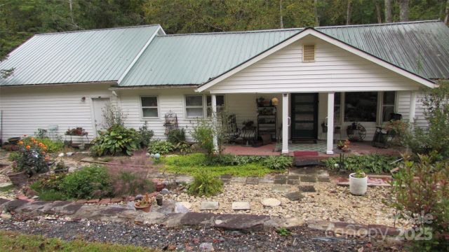 524 Clear Creek Road