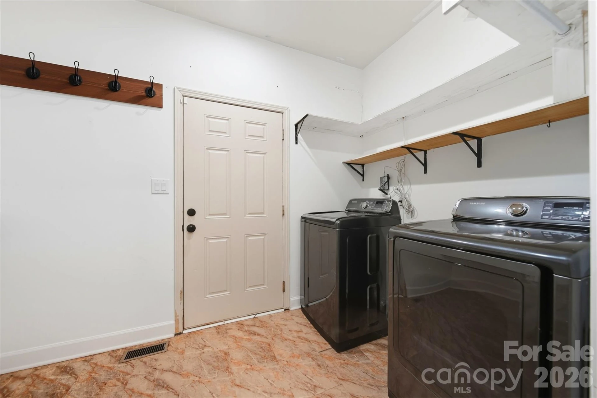 1865 Rockdam Creek Court - Photo 23