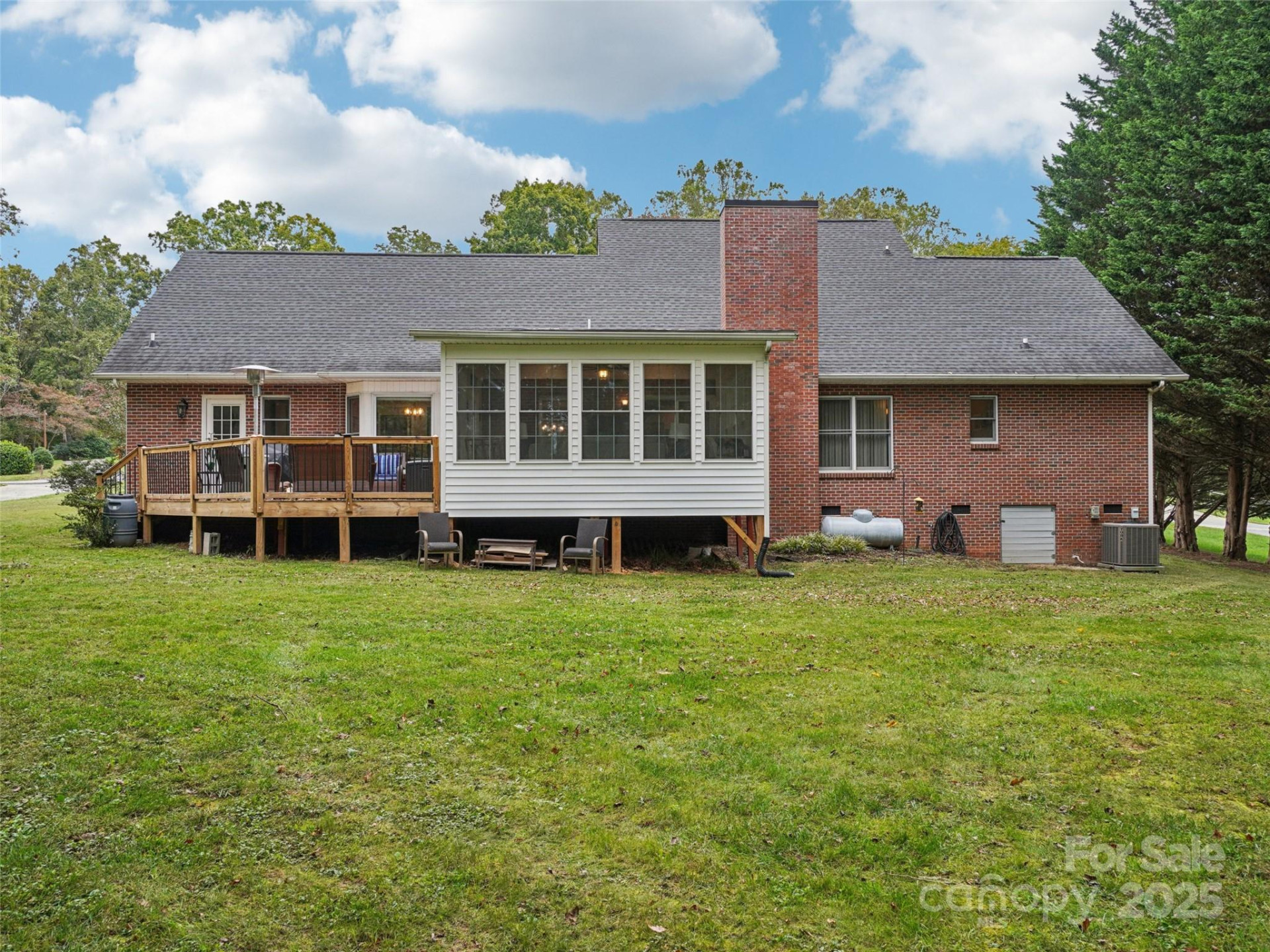 2 Cambridge Drive - Photo 34