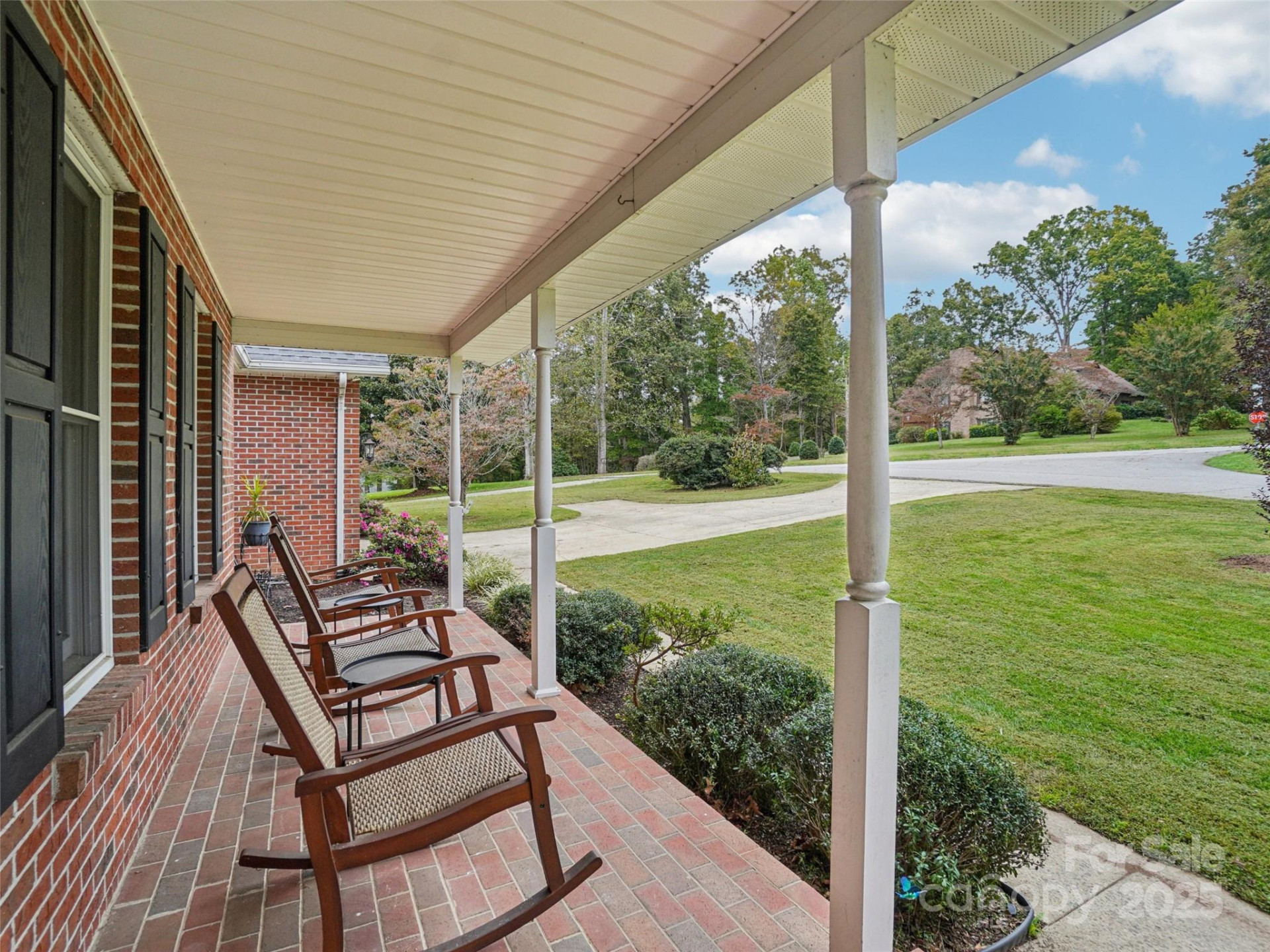 2 Cambridge Drive - Photo 5