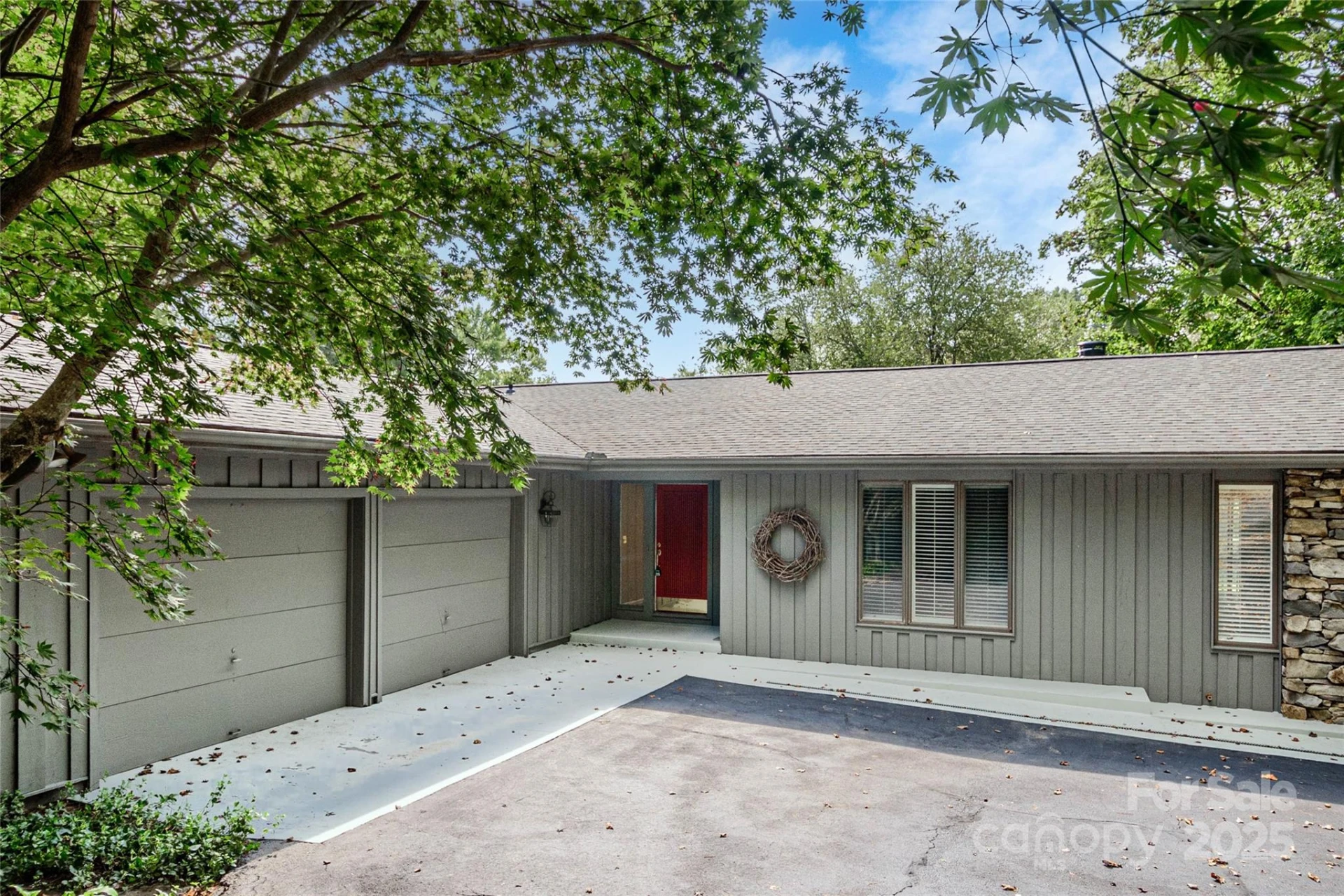 32 Fairway Drive