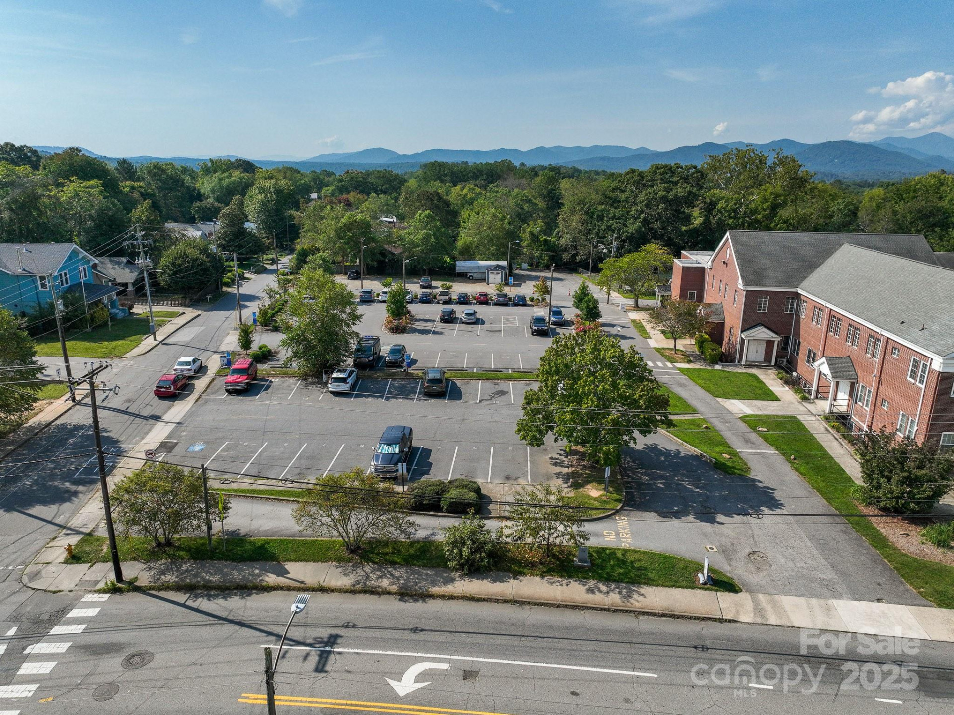714 Haywood Road - Photo 21