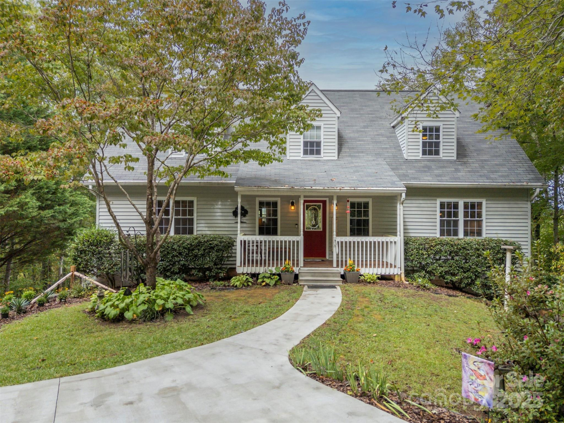 167 Balfour Drive - Photo 2