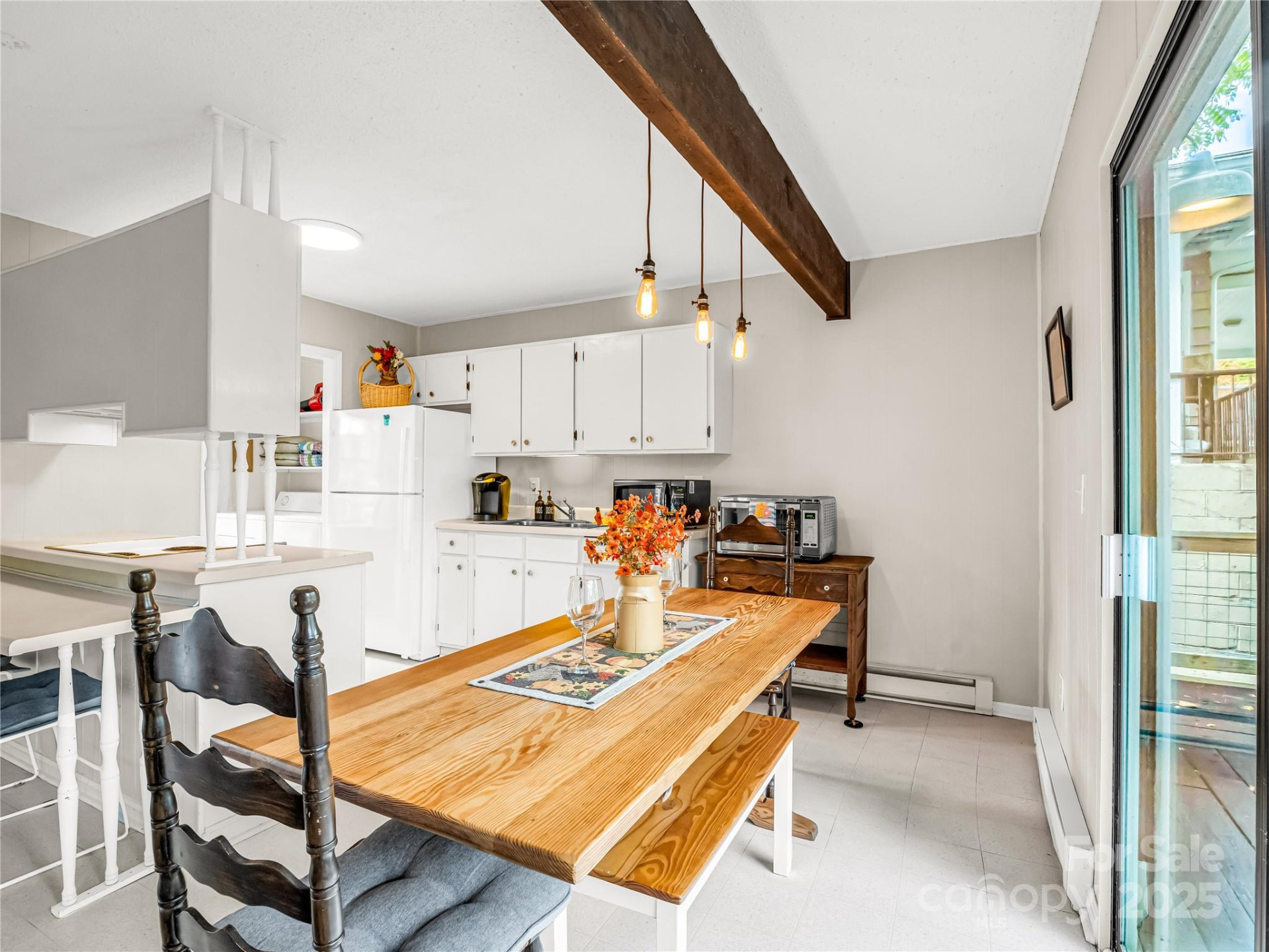 486 Oxford Road - Photo 11