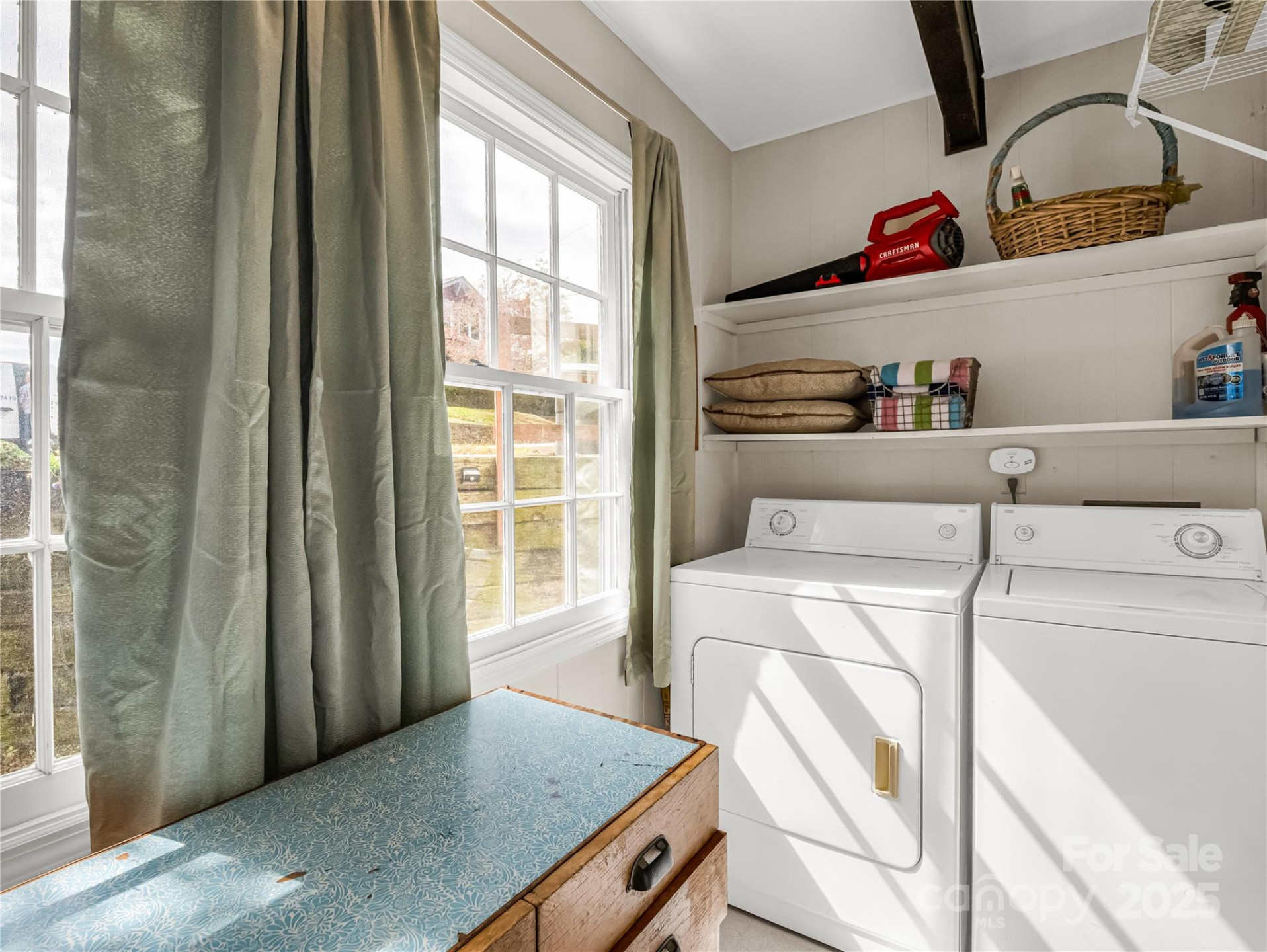 486 Oxford Road - Photo 16