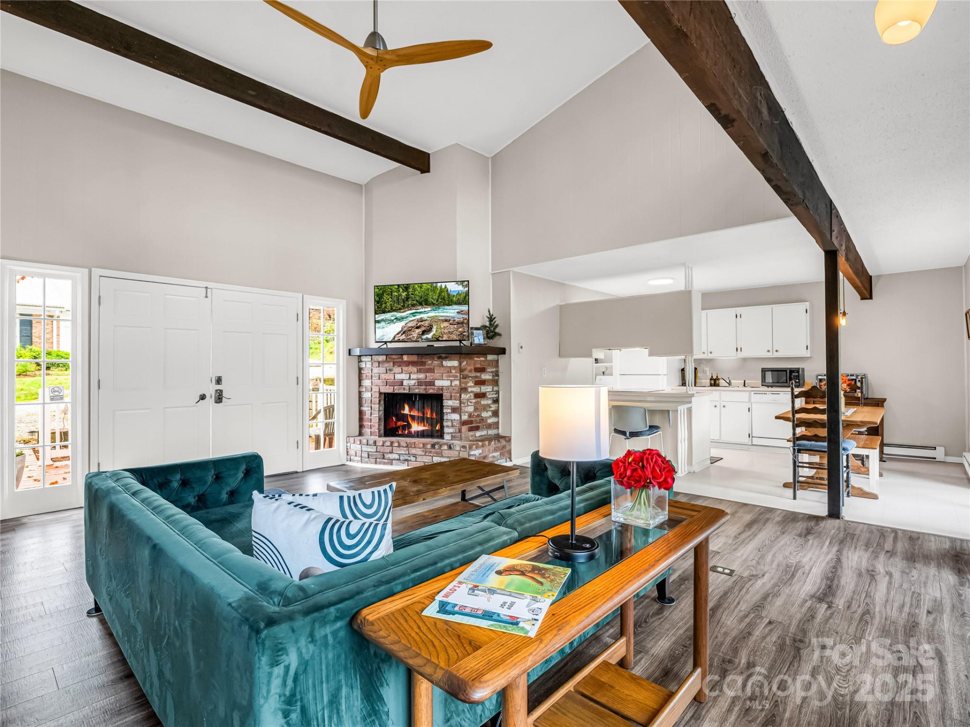 486 Oxford Road - Photo 8