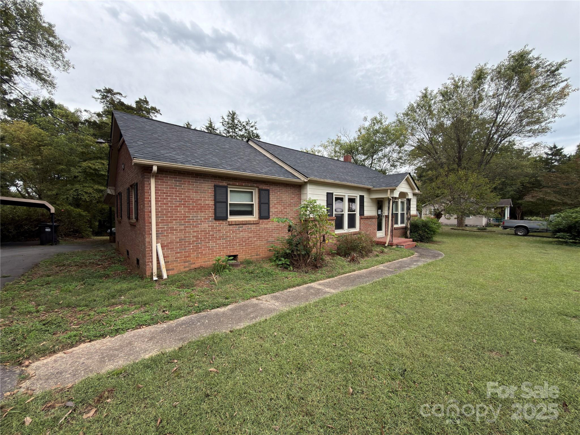 206 11th Street - Photo 3