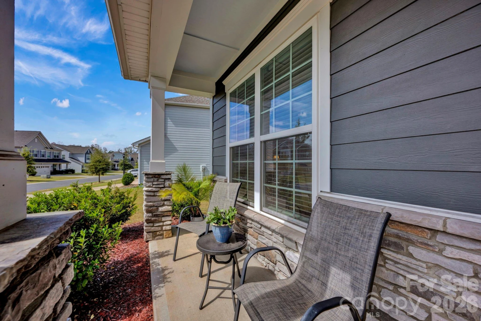 4650 Monument Valley Drive - Photo 2