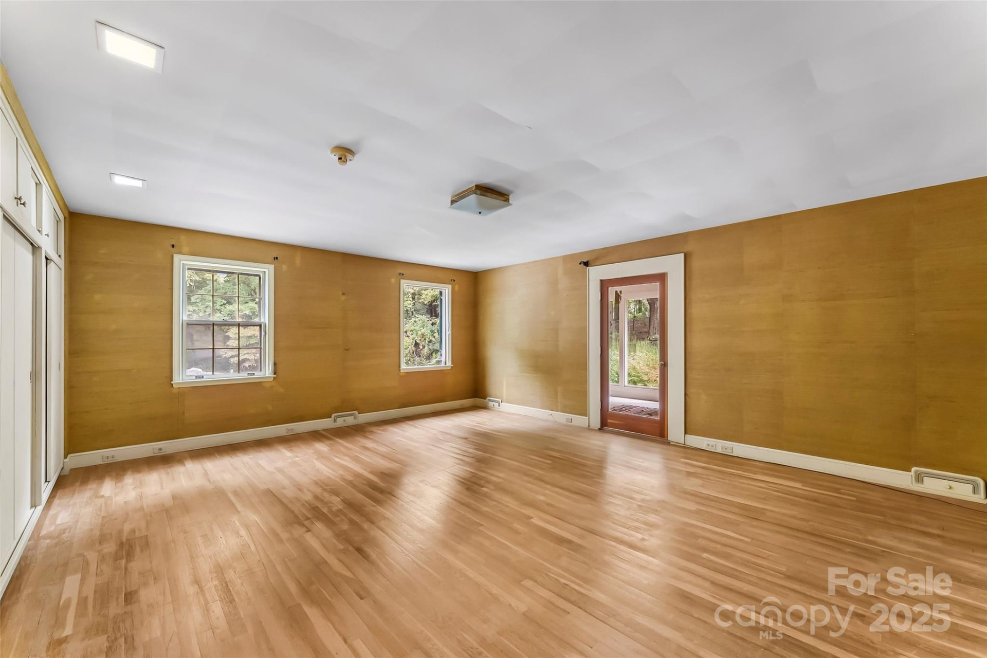 301 Louise Avenue - Photo 29