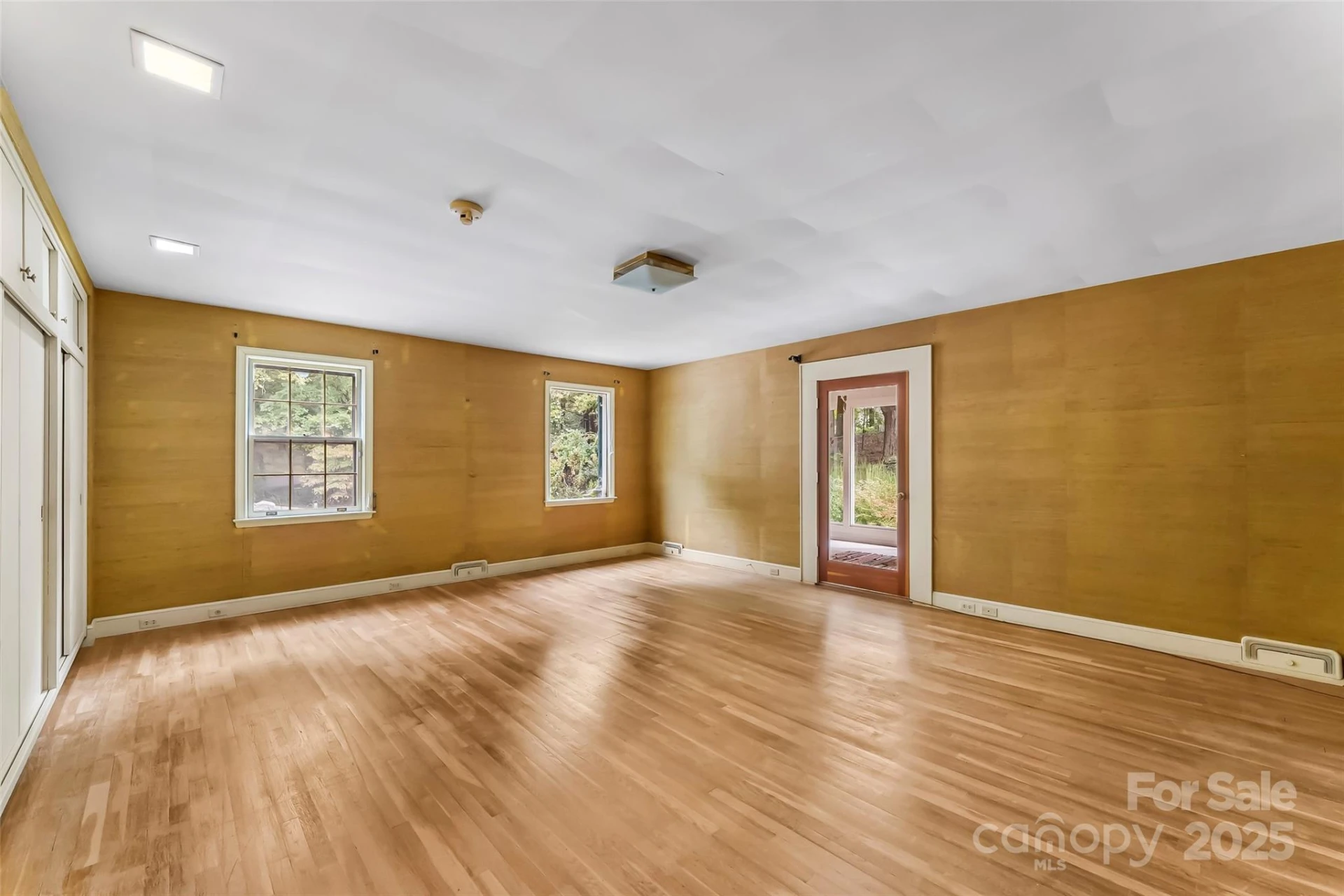 301 Louise Avenue - Photo 29