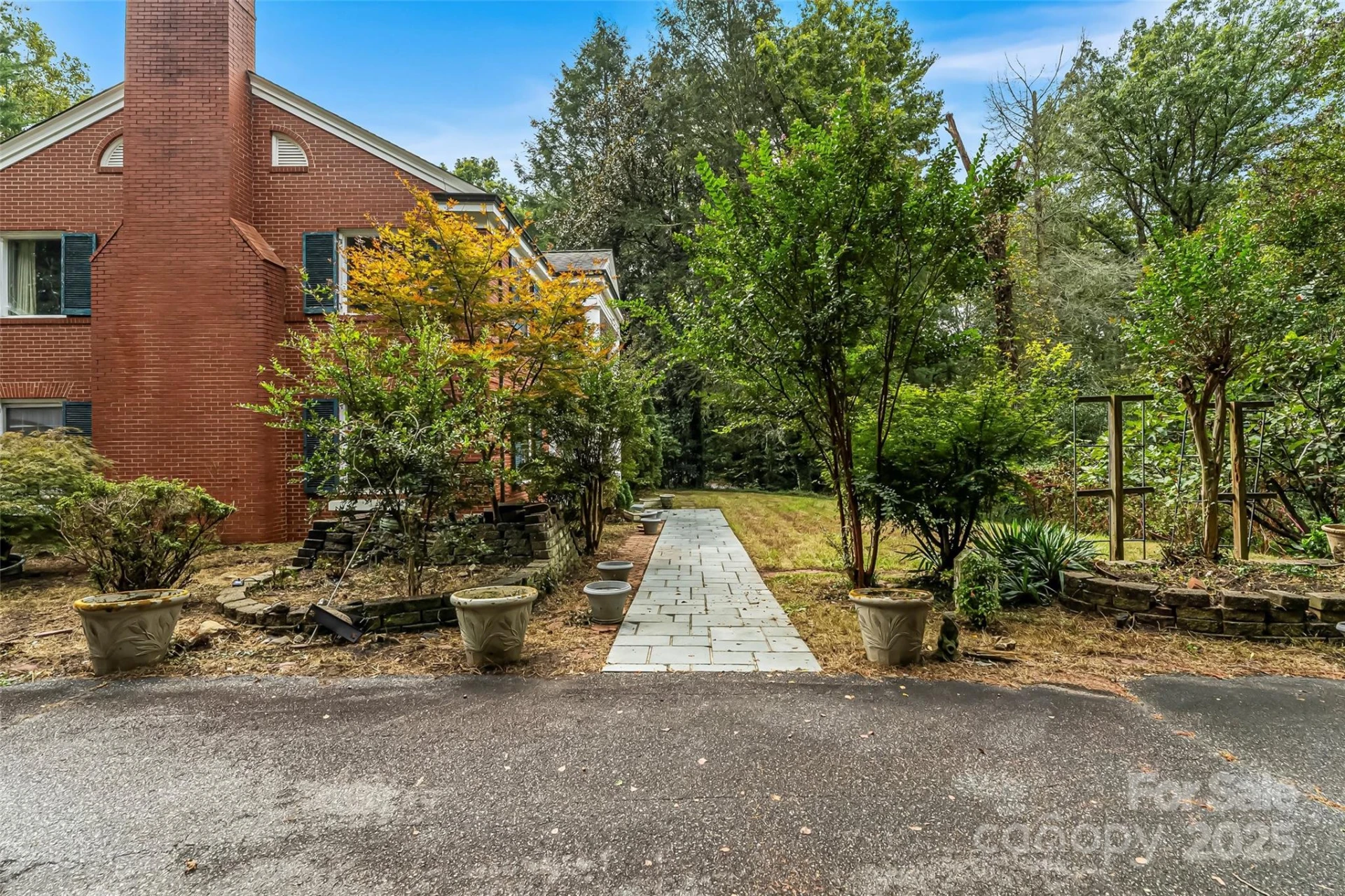 301 Louise Avenue - Photo 41
