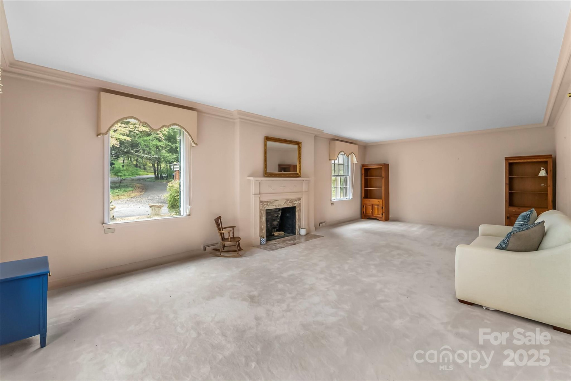 301 Louise Avenue - Photo 6