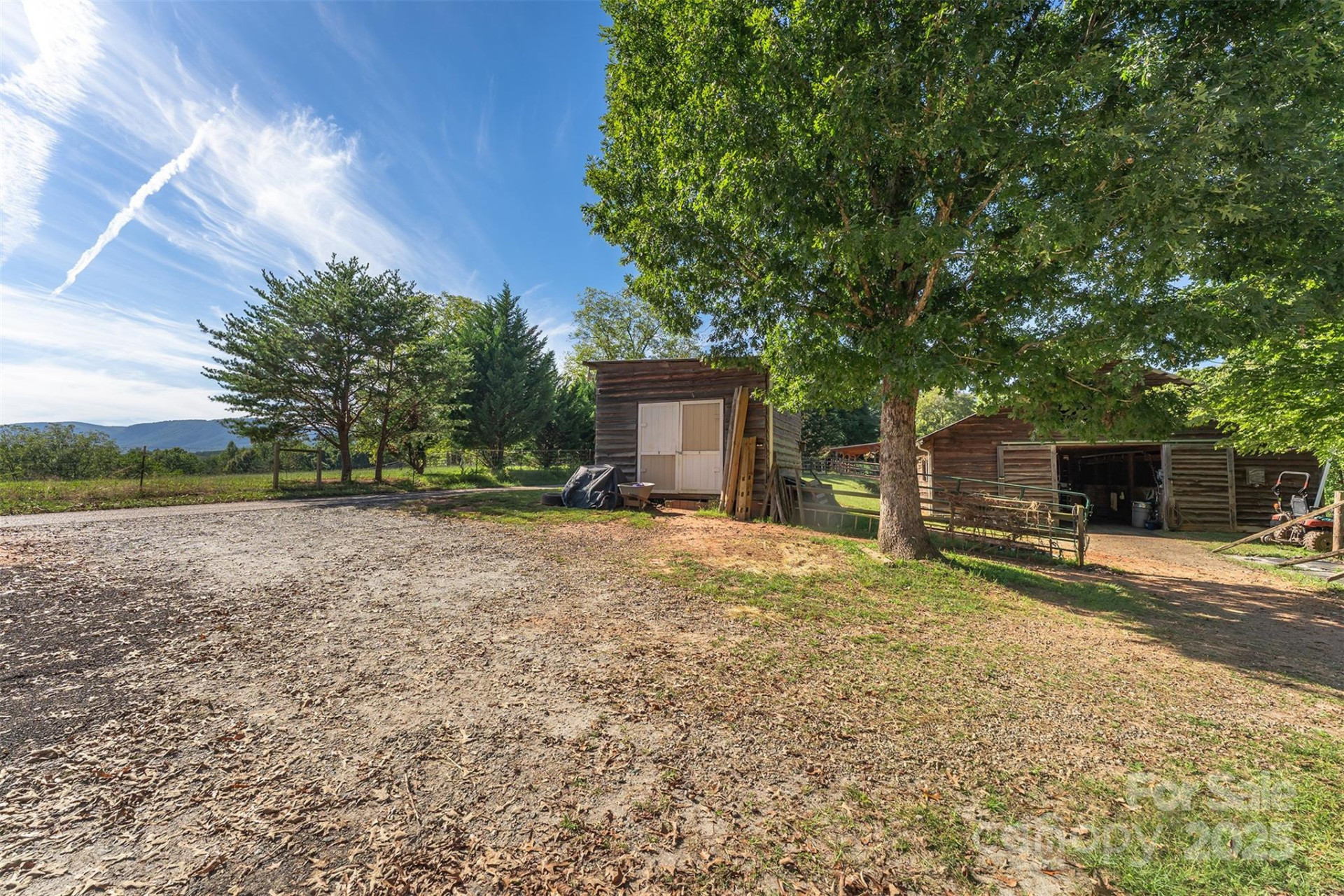 1434 Lake Adger Road - Photo 32