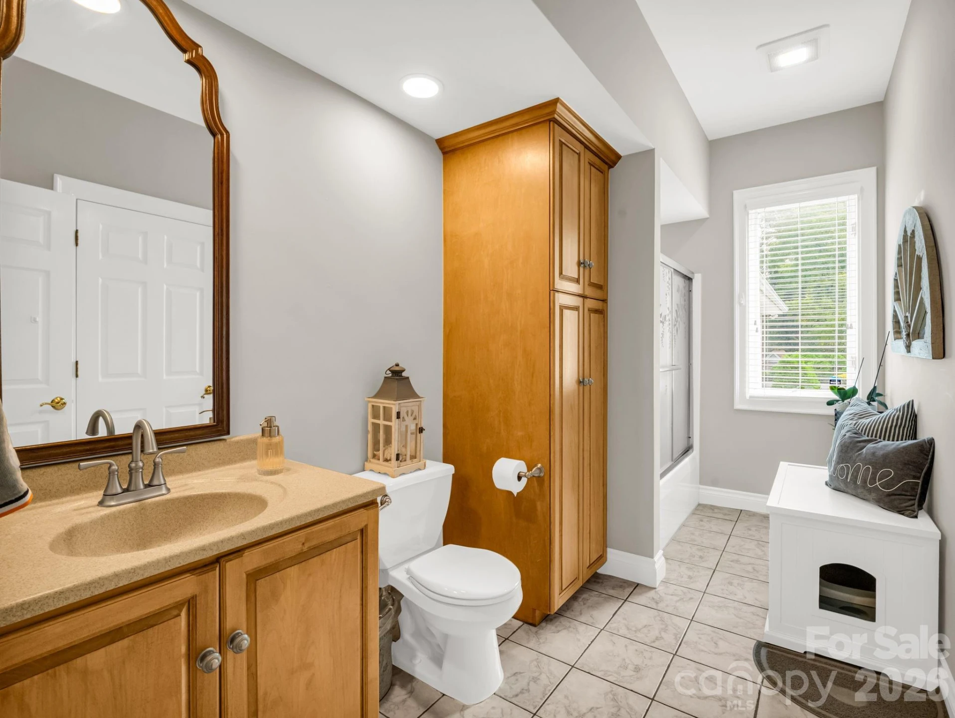 100 Perry Place - Photo 12
