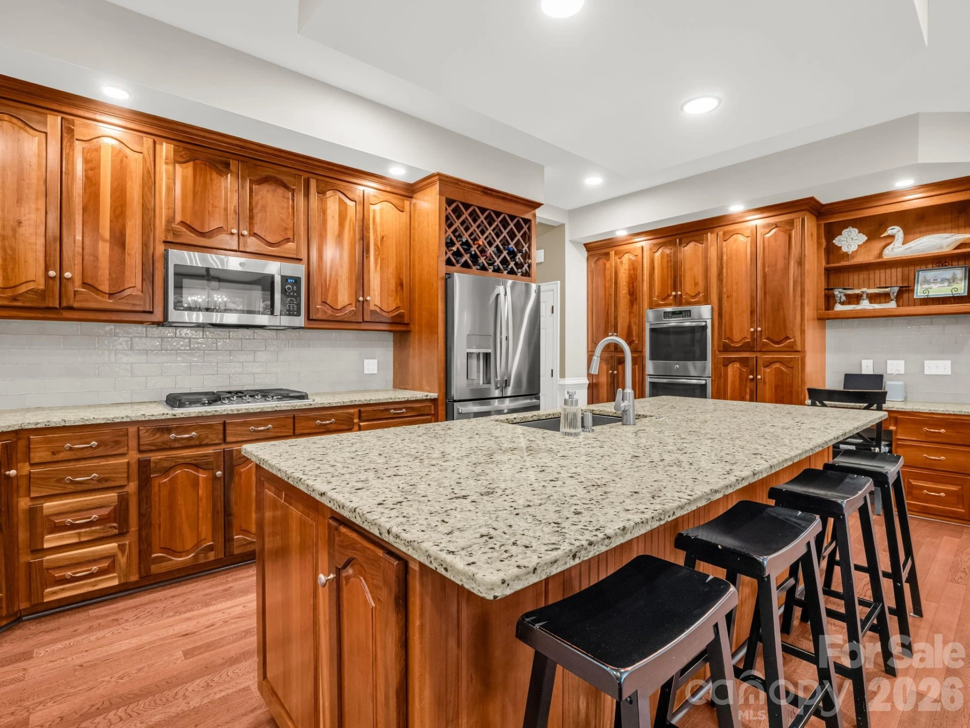 100 Perry Place - Photo 19