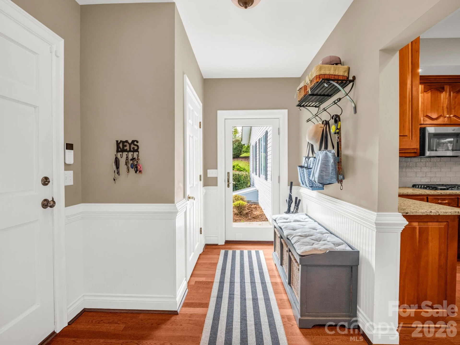 100 Perry Place - Photo 23