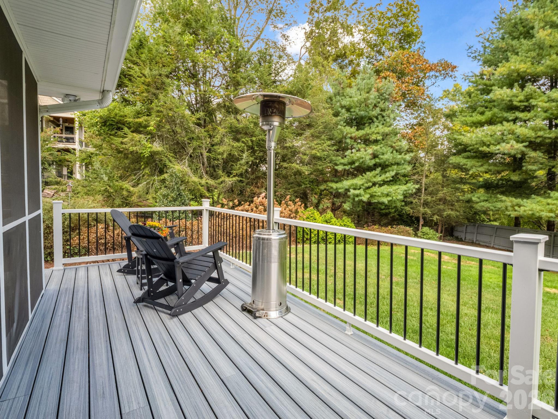 100 Perry Place - Photo 25