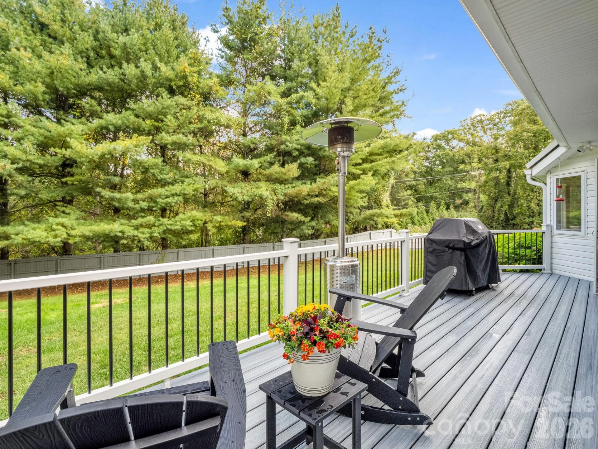 100 Perry Place - Photo 27