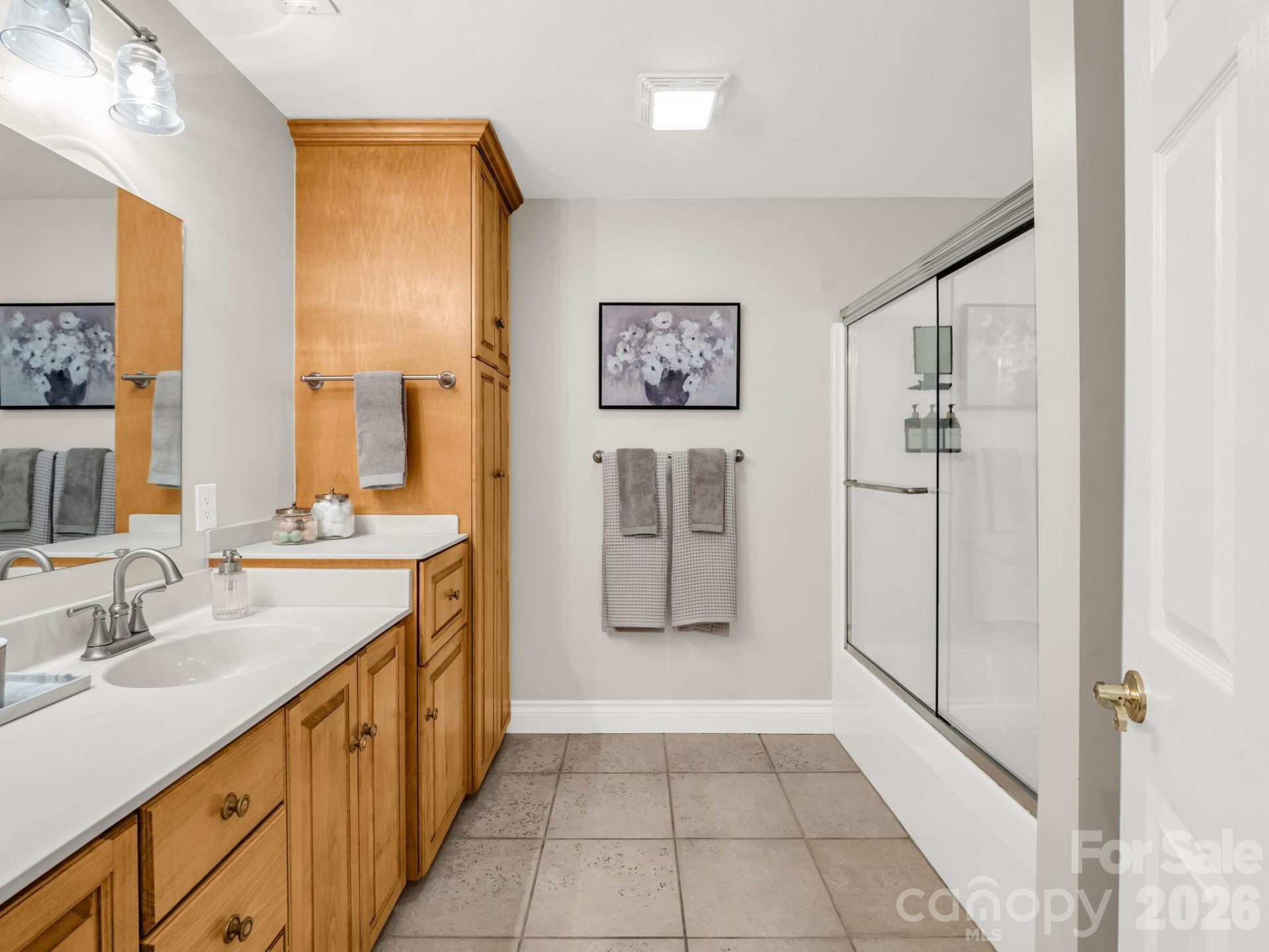 100 Perry Place - Photo 32