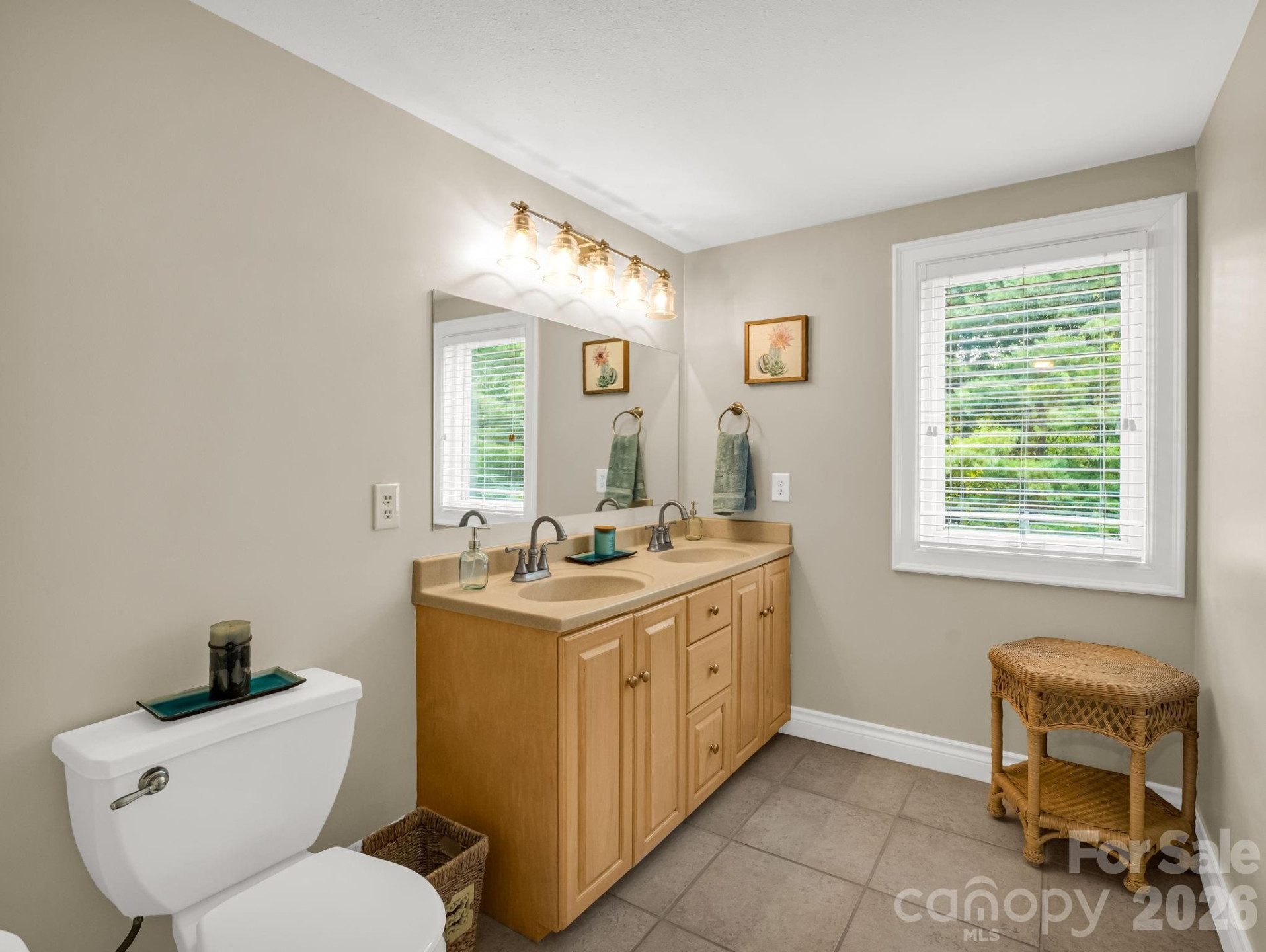 100 Perry Place - Photo 42