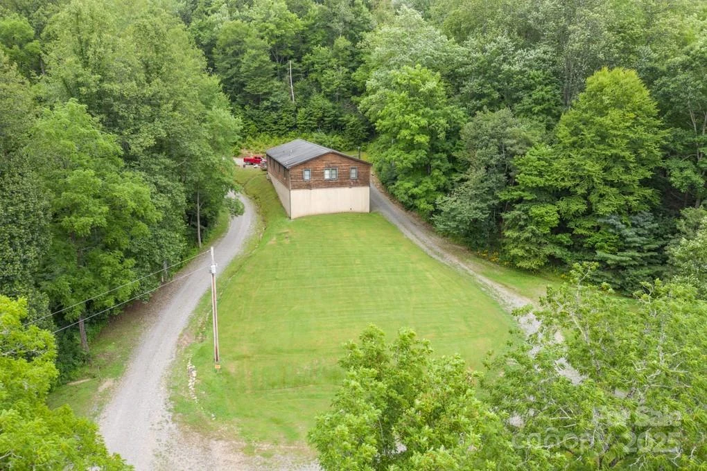 8020 Meadow Fork Road - Photo 2