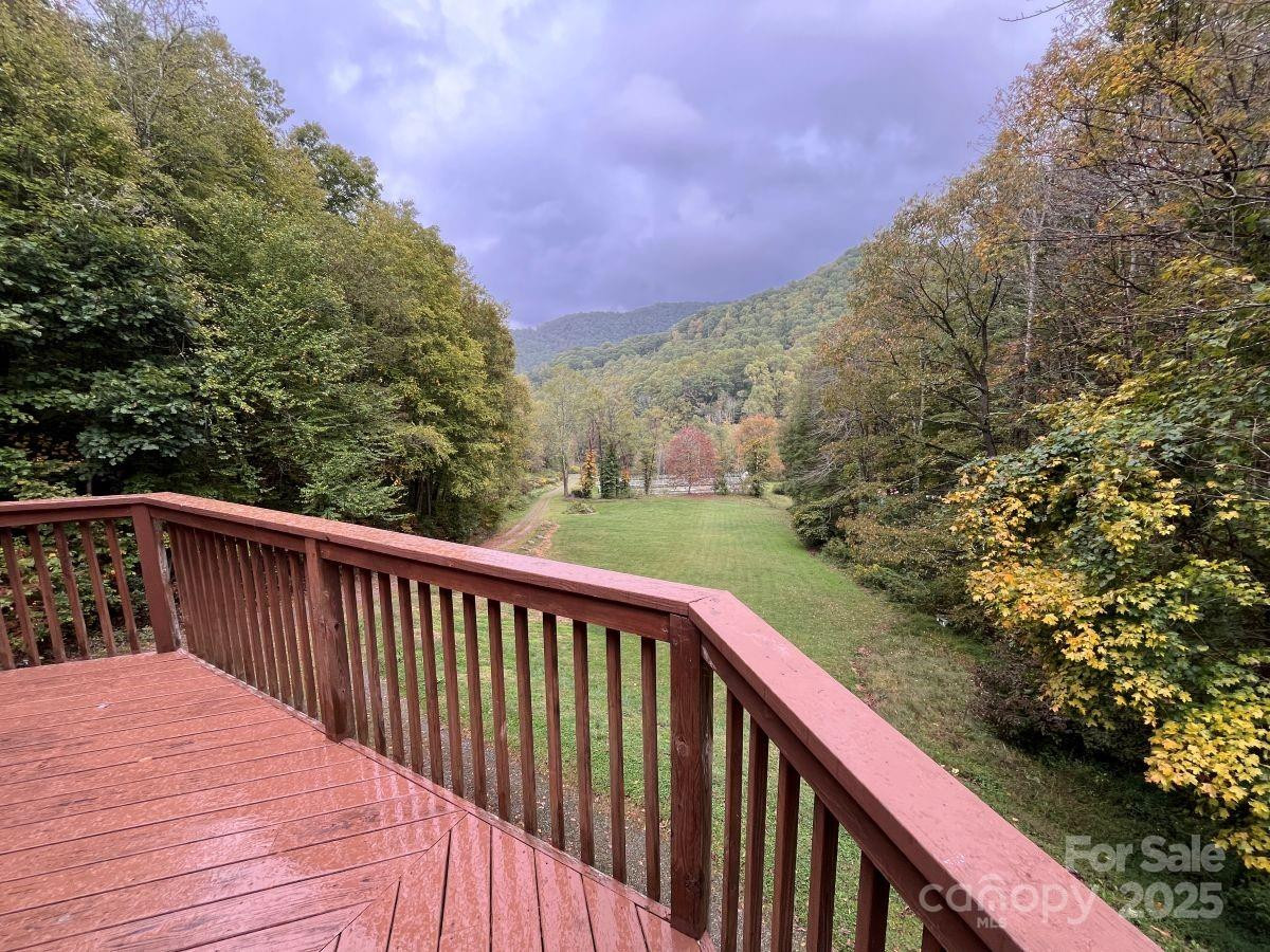 8020 Meadow Fork Road - Photo 3