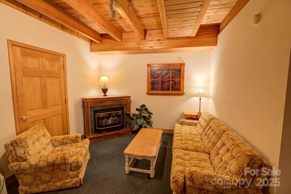 8020 Meadow Fork Road - Photo 24