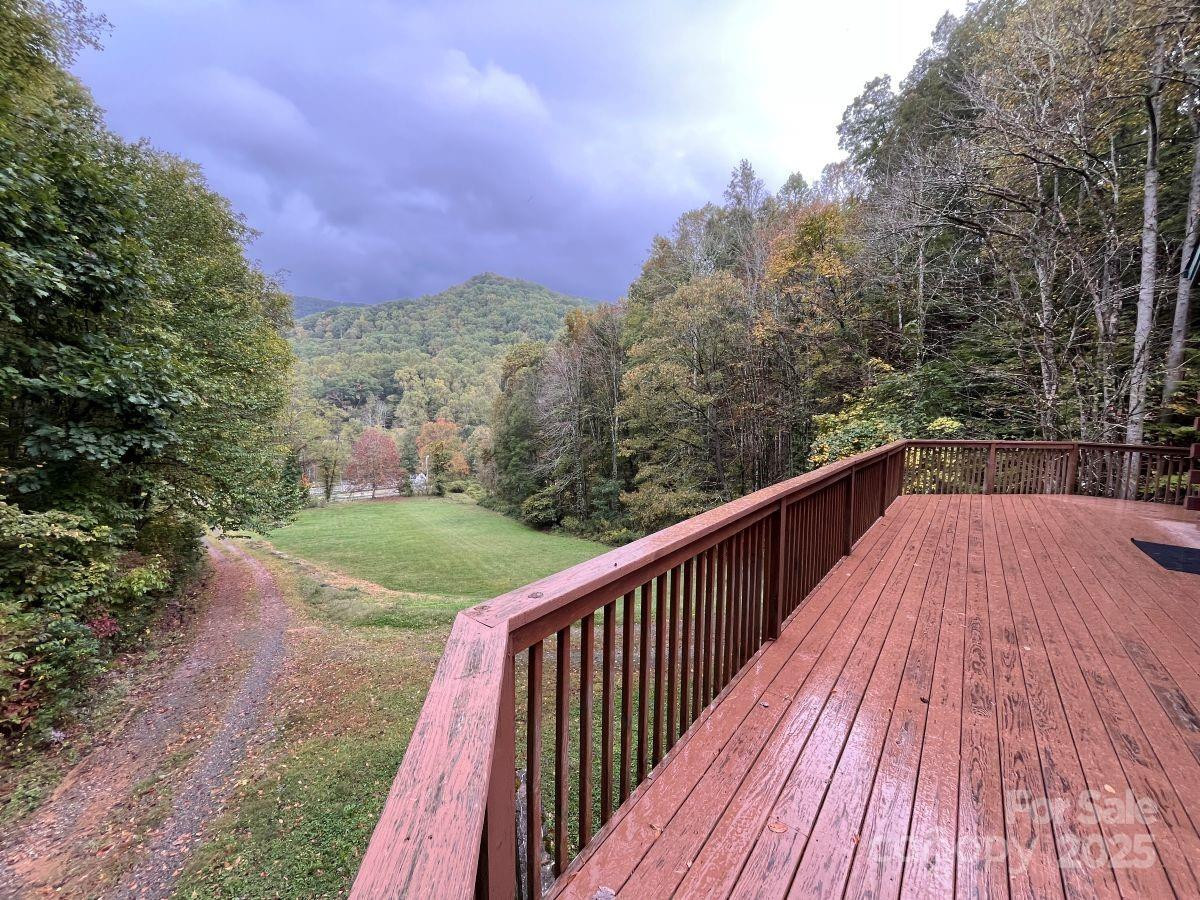 8020 Meadow Fork Road - Photo 10