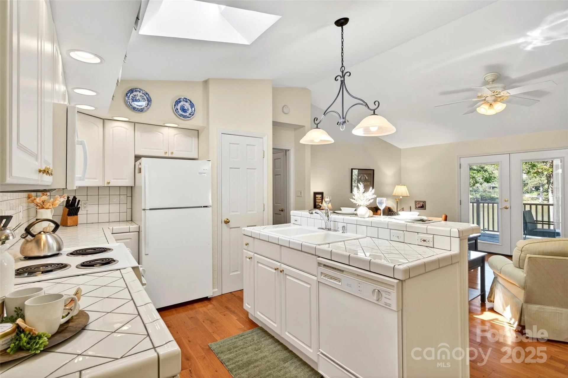 211 Rhododendron Avenue - Photo 13