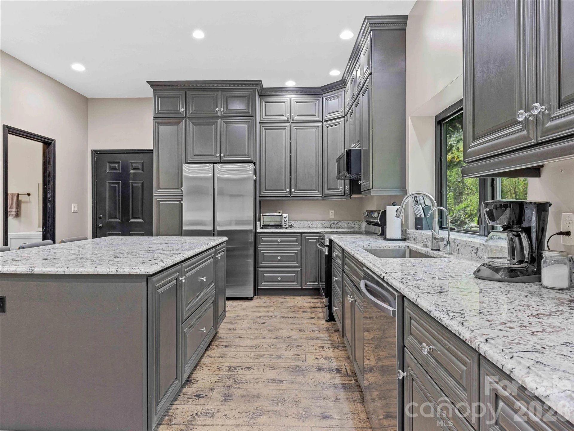 945 Roaring Fork Road - Photo 18